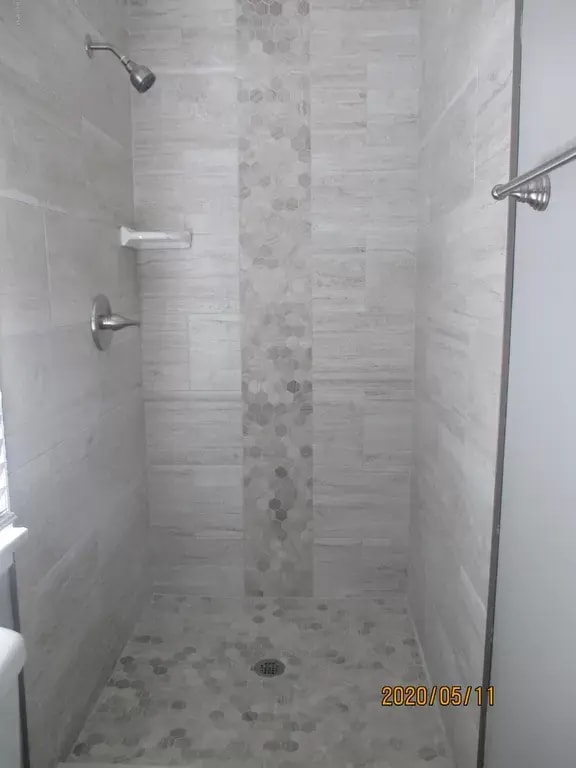 Bathroom # 1 - 1743 Mayfair Rd