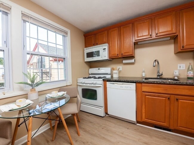 Photo - 7 Montvale St Apartment