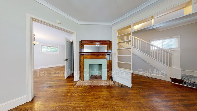 Primary Photo - 137 Carhart St