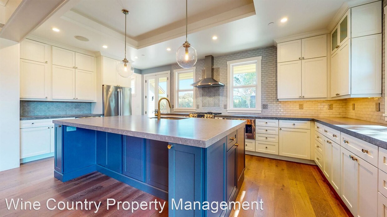 Foto principal - 3 br, 3 bath House - 3449 Dry Creek Road