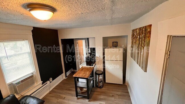 Foto del edificio - 3245 3rd Ave S