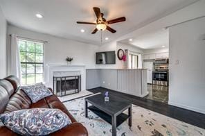Foto del edificio - 4748 Old Bent Tree Ln