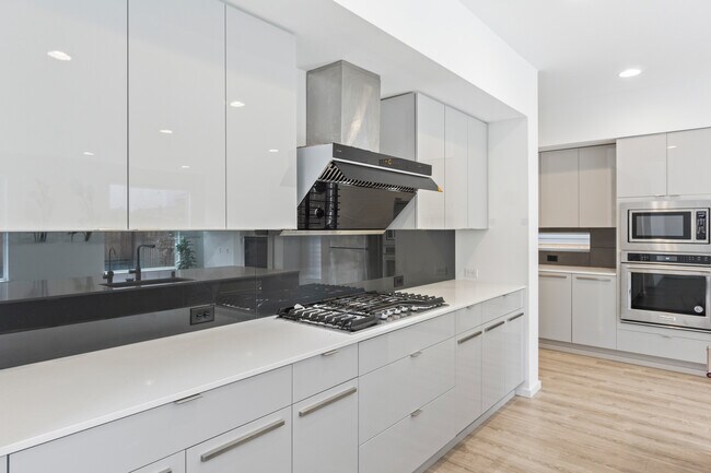 Foto del edificio - 18734 131st St Ct E
