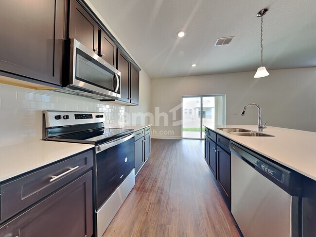 Foto del edificio - 33865 Widman Way