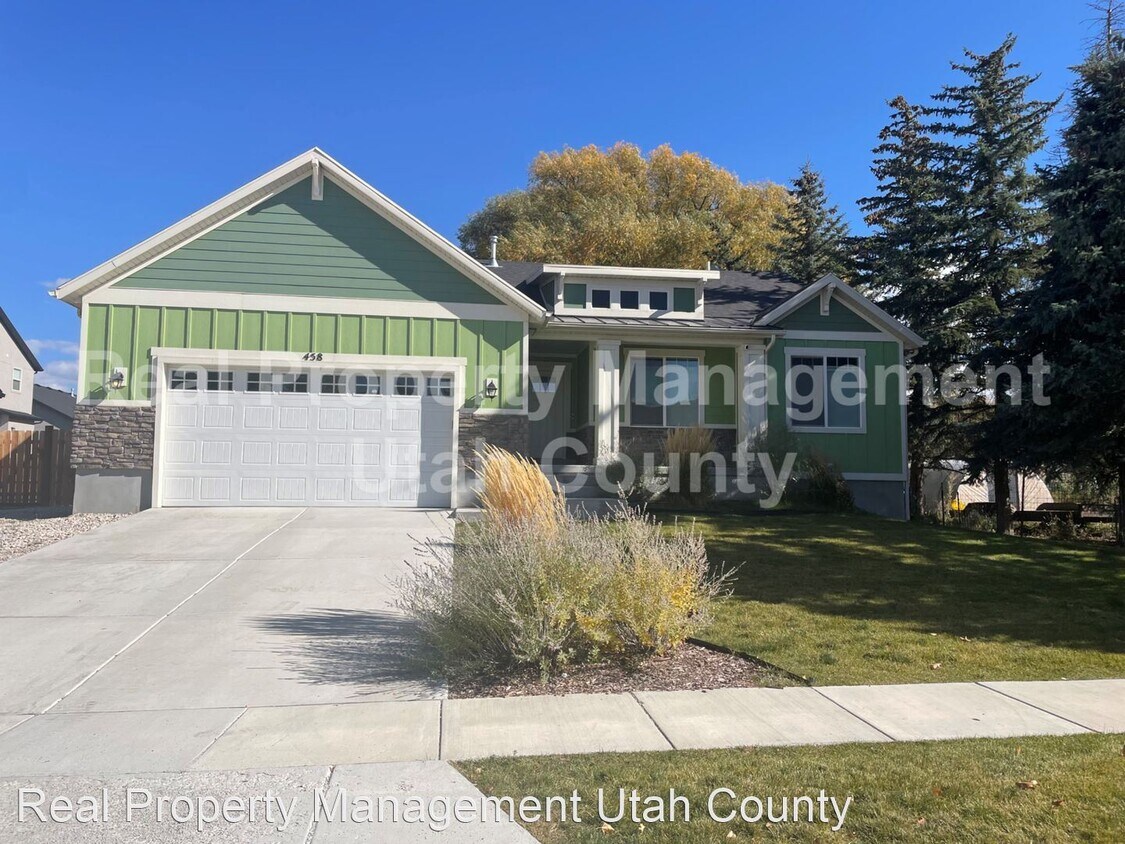 Primary Photo - 3 br, 2.5 bath House - 458 N 400 W