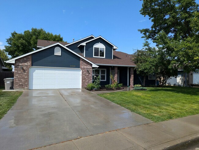 Building Photo - 12396 W Driftwood Dr