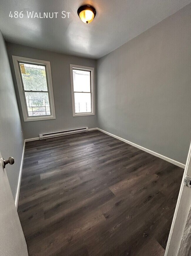 Foto del edificio - 486 Walnut St