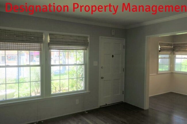 Building Photo - 1 BR Verdugo Woodlands, Private 1 car garage.