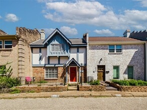 Building Photo - 1219 Saxony Ln
