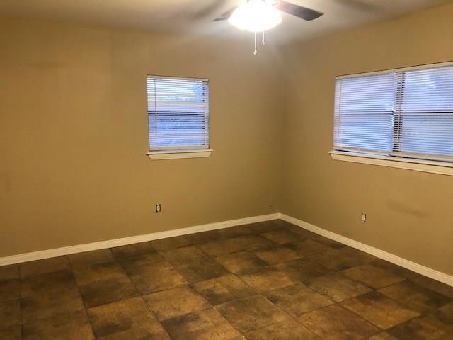 Building Photo - 4610 Willowick Dr