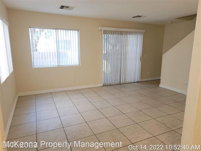Building Photo - 3 br, 2.5 bath House - 3339 Dragon Fly St.