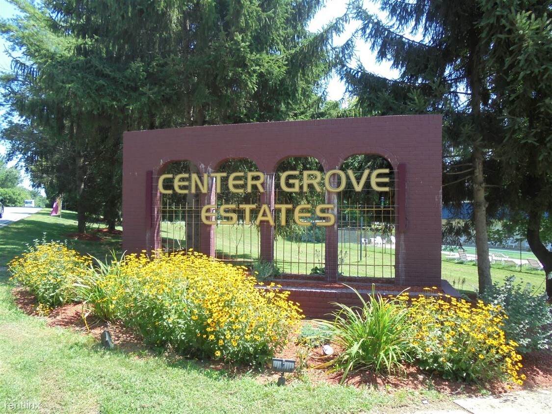 Primary Photo - 4377 W County Line Rd