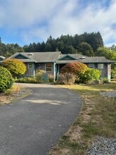 Building Photo - 70 Rocky Creek Rd