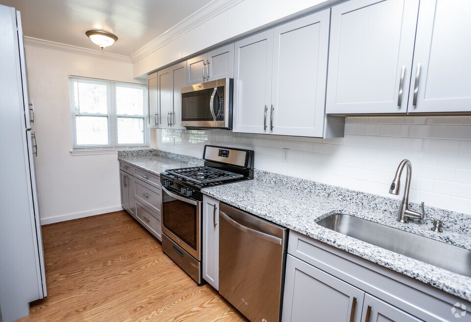 Driftwood Apartments Rentals Virginia Beach, VA