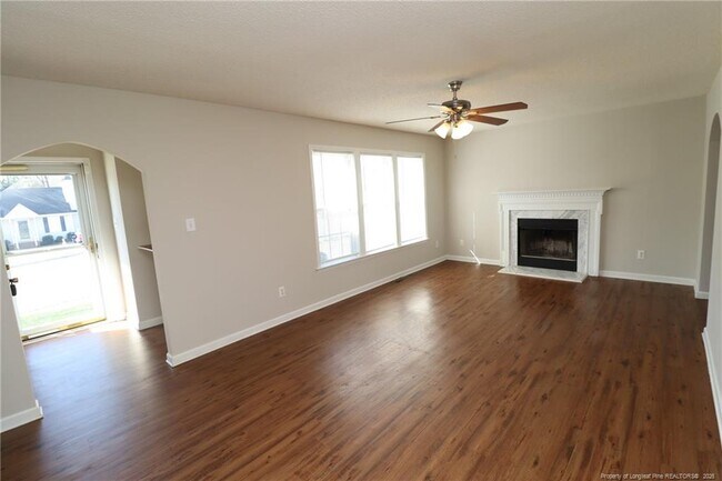 Foto del edificio - 2324 Maybrook Dr