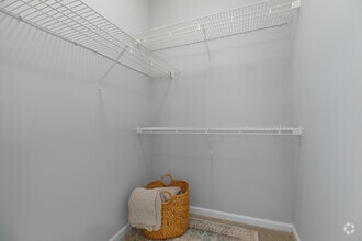 Interior Photo - Crestline Cary