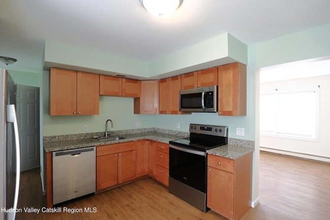 Building Photo - 87 Delaware St