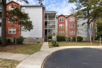 Building Photo - 700 Skipjack Ln