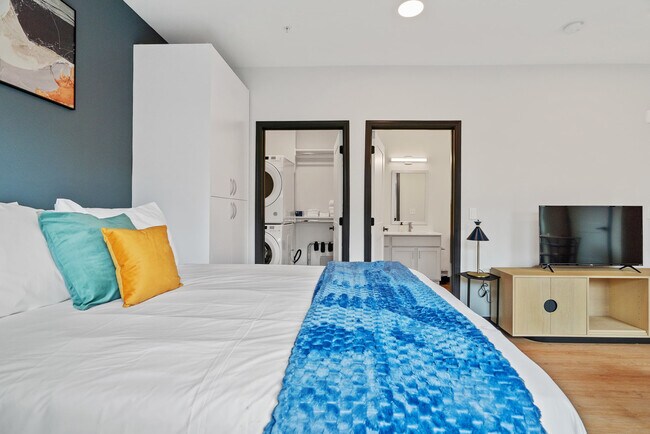 Foto del edificio - 423 E Michigan St