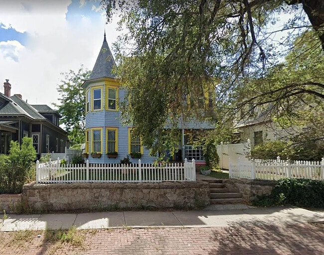 Building Photo - 715 W Colorado Ave