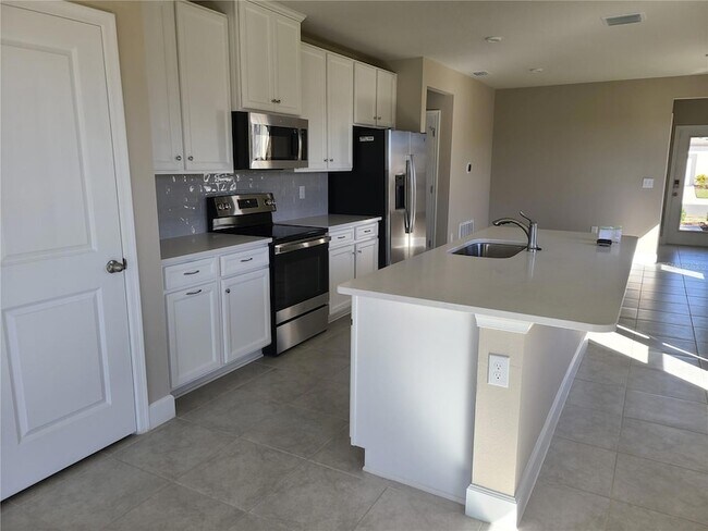 Photo - 10013 Daybreak Glen House