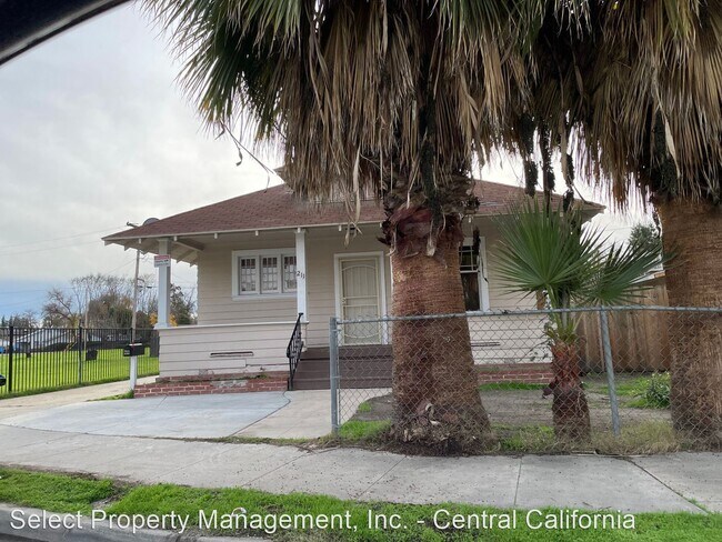 Building Photo - 3 br, 1 bath House - 211 NW Second Avenue