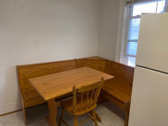 Building Photo - 407 Cascadilla St