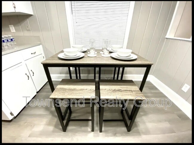 Foto del edificio - 6718 Woodstream Dr