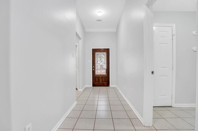 Foto del edificio - 4607 Shane Creek Ln