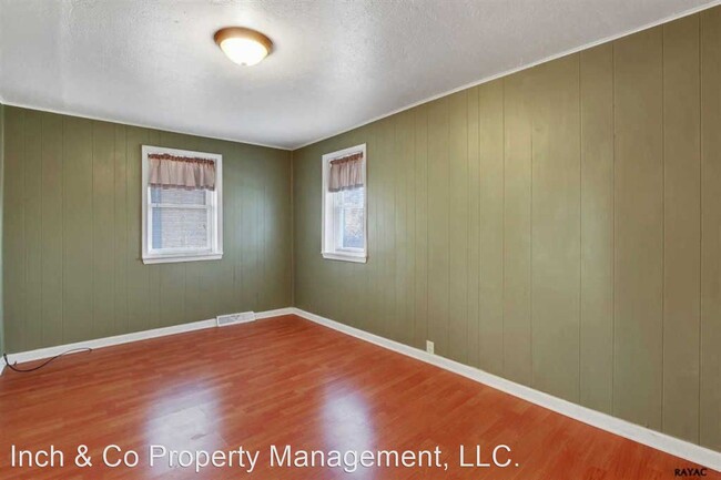 Building Photo - 3 br, 1 bath House - 1063 Snyder Corner Road