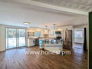 Building Photo - 151 Chimney Rd