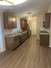 Building Photo - 202 NW 21st Ave