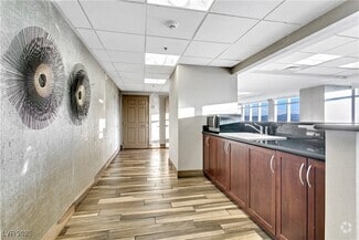 Building Photo - 150 S Las Vegas Blvd