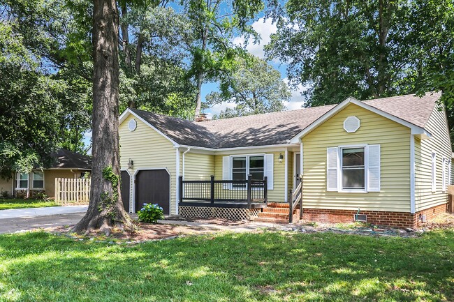 Building Photo - 2129 Agecroft Rd