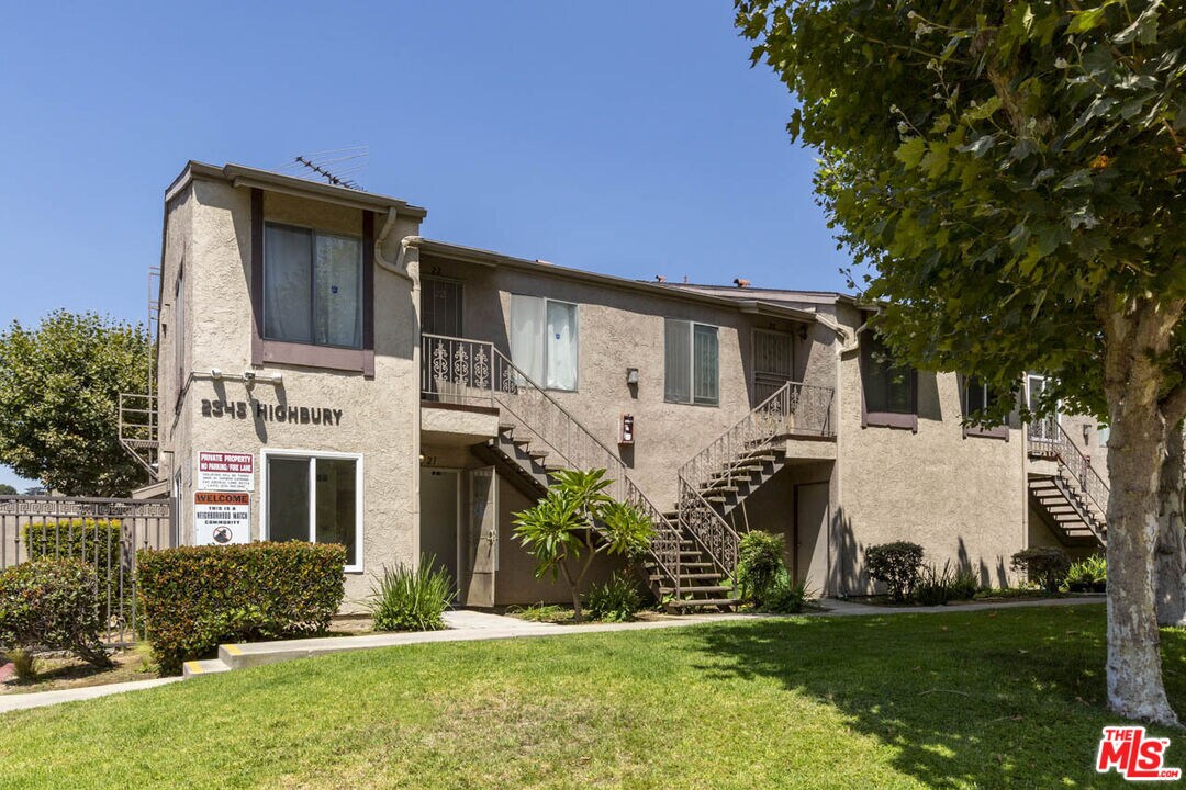 Foto principal - 2345 Highbury Ave