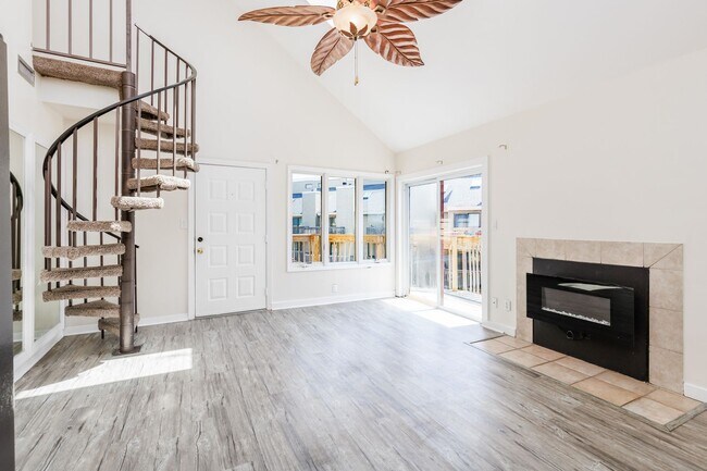 Foto del edificio - Chesapeake Bay  Condo Ready Now!