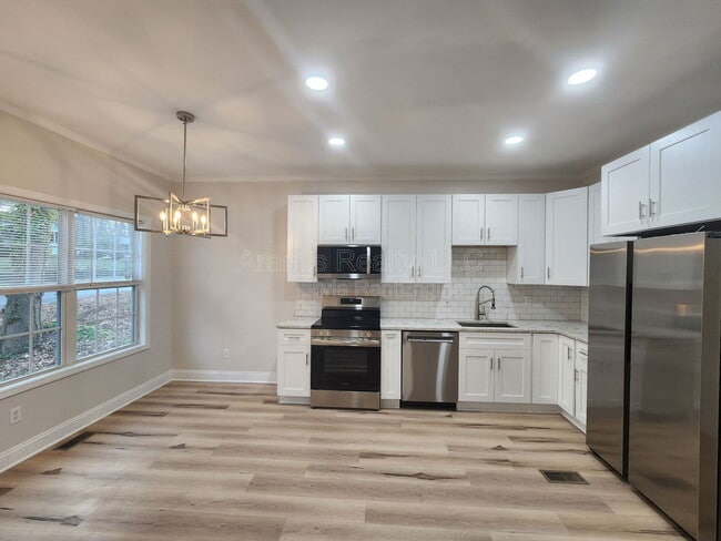 Foto del edificio - 75 Johnson Rd NW