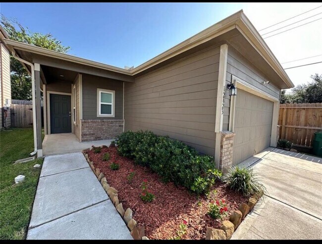 Foto del edificio - 12823 Clearcroft St