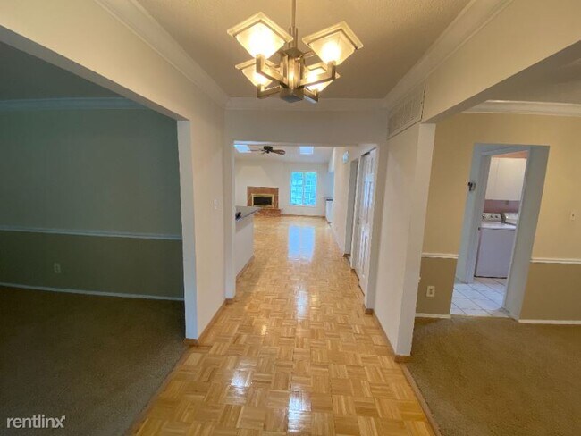 Building Photo - 5 br, 2.5 bath House - 14544 Appalachian Trl