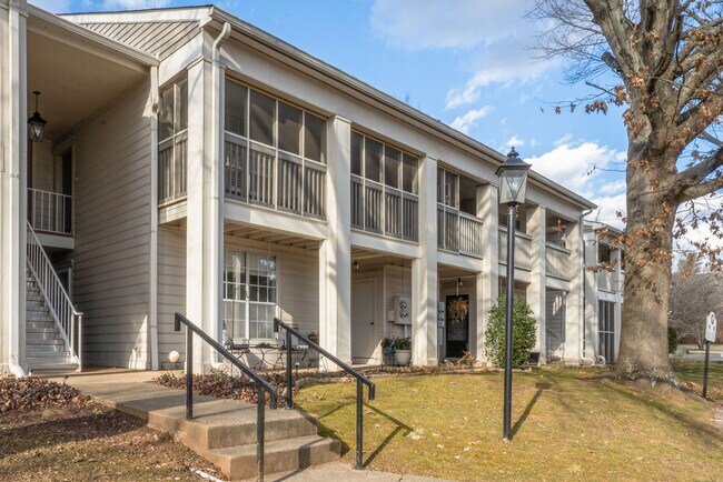 Building Photo - 1280 Middle Tennessee Blvd