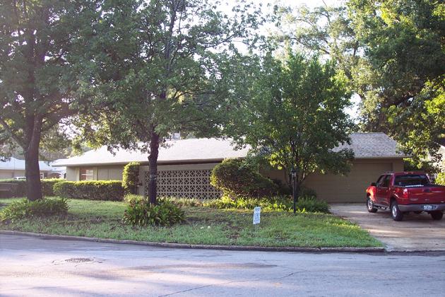 Primary Photo - 2110 Deloraine Trl