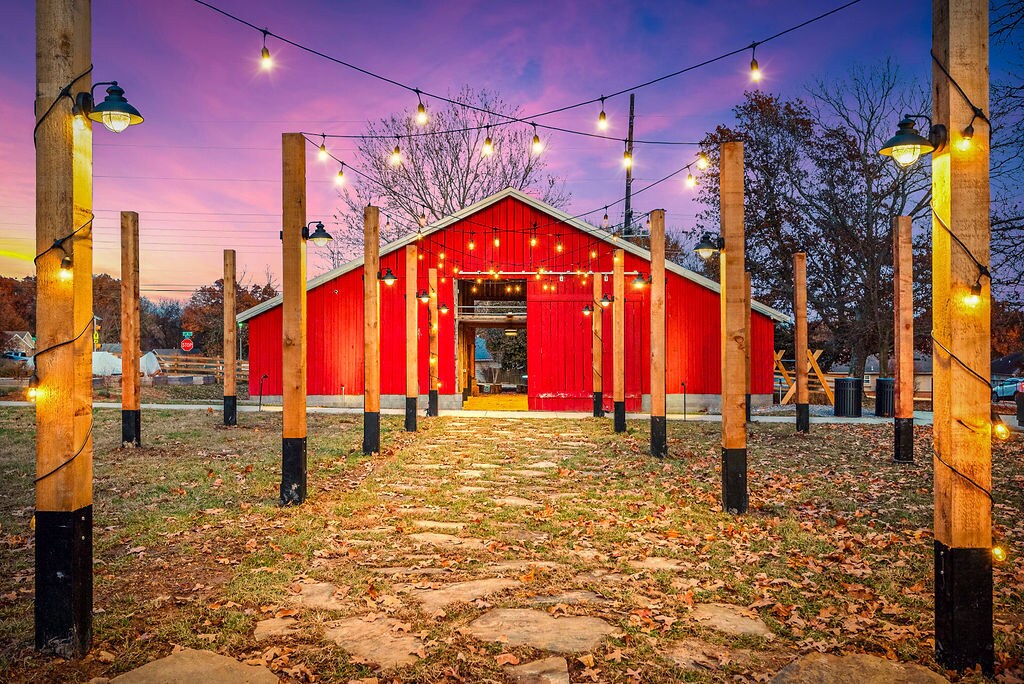 Red Barn Apartments 1525 NW Shores Loop Bentonville, AR