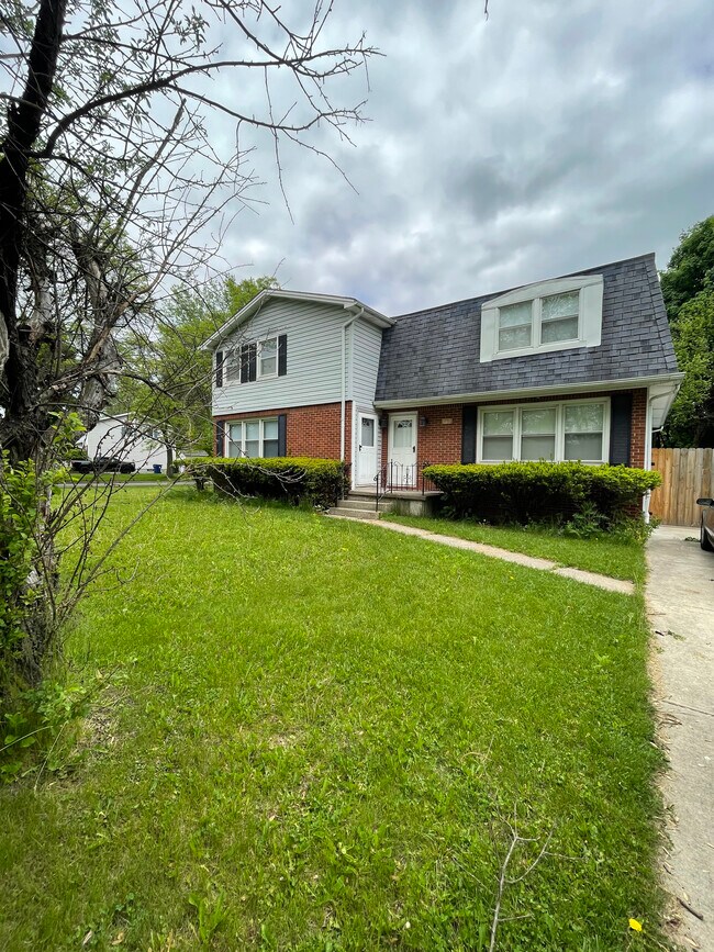 Building Photo - 162 Pheasant Run Rd
