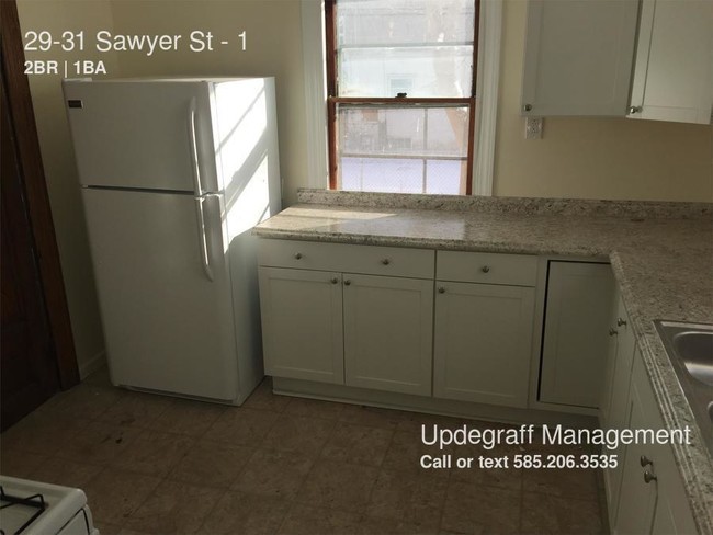 Building Photo - 29 Sawyer St