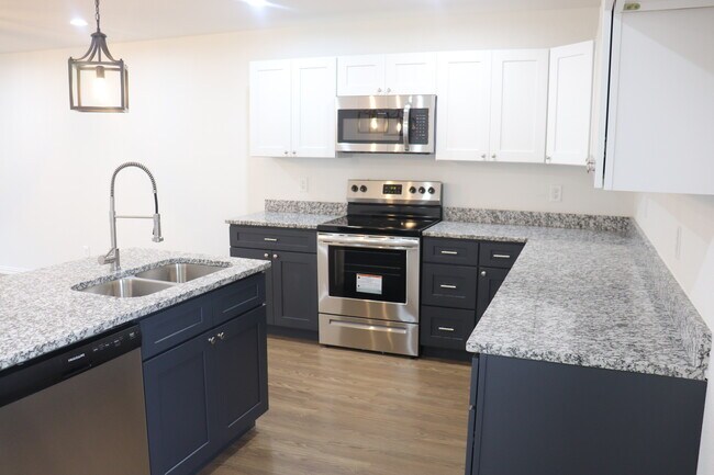 Electrodomésticos nuevos - 5909 Grayson St