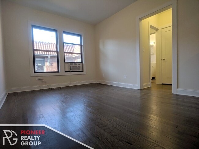 Building Photo - 2648 N Spaulding Ave