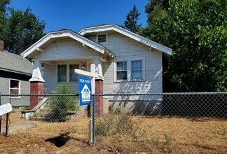 Building Photo - 403 E Liberty Ave