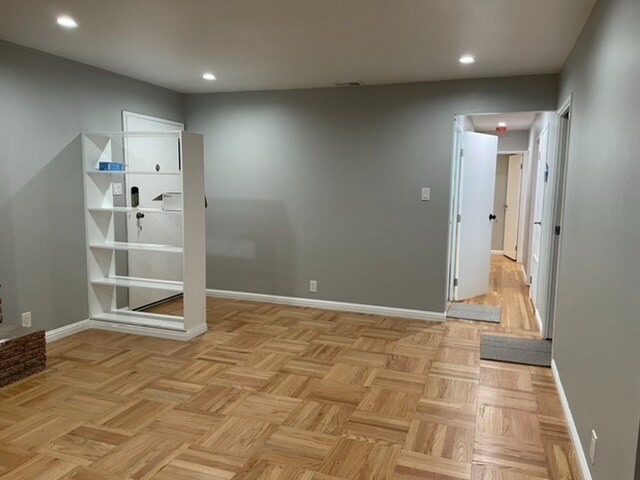 Building Photo - 50 Clearview Dr
