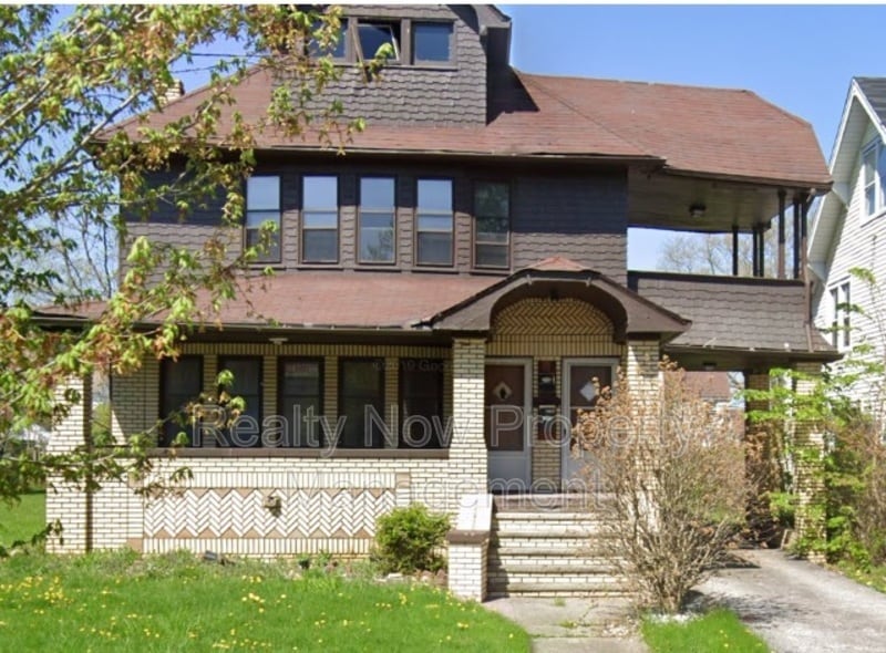 3536 Hildana Rd, Shaker Heights, OH 44120 Condo for Rent in Shaker Heights, OH