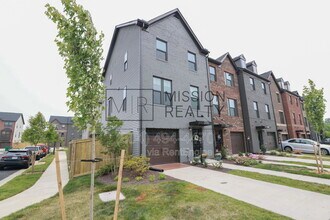 Building Photo - 2100 Tobacco Mill St